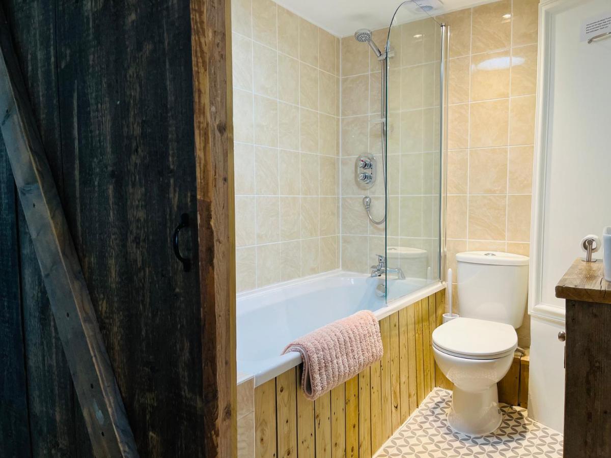 Beautiful Beachfront Retreat With A Stunning Sea View For The Ultimate Escape Away From The Busy World Below Herne Bay Eksteriør bilde